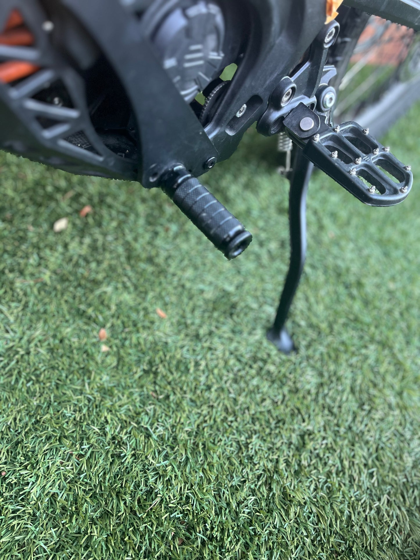 E-Ride Pro shift lock peg